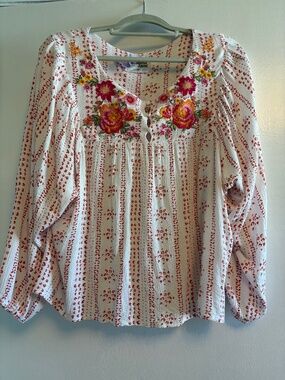 Savanna Jane Embroidered Peasant Blouse Median Boho Floral Balloon Sleeve
